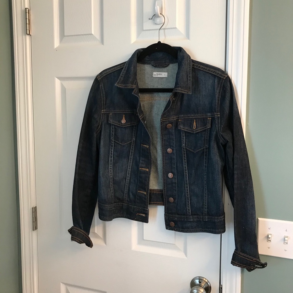 Women’s denim jacket